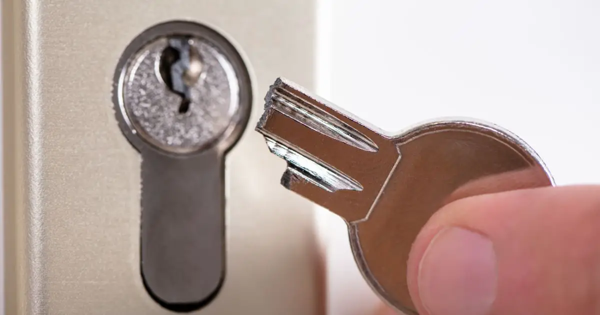 How to Fix a Door Lock