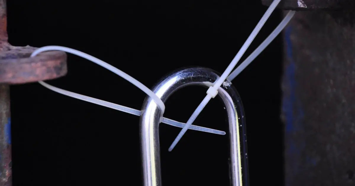 How to Lock a Garage Door 5 Best Ways