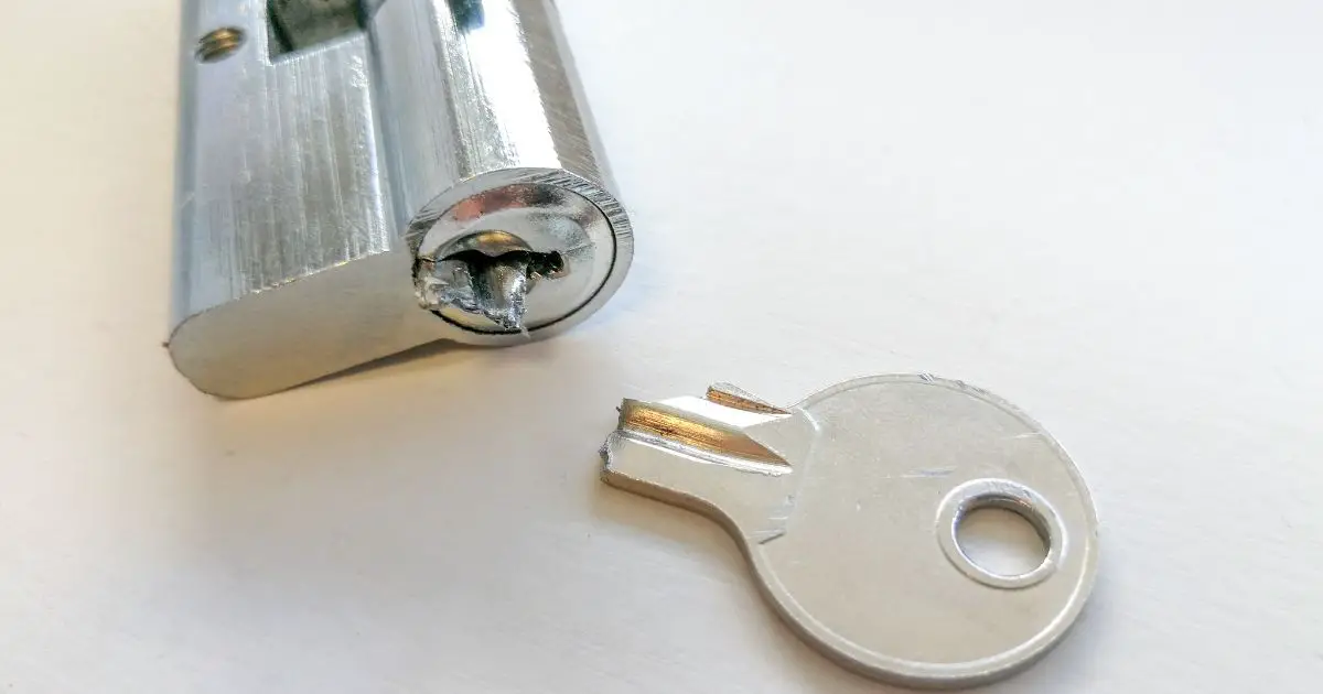 how to remove a broken key from a lock